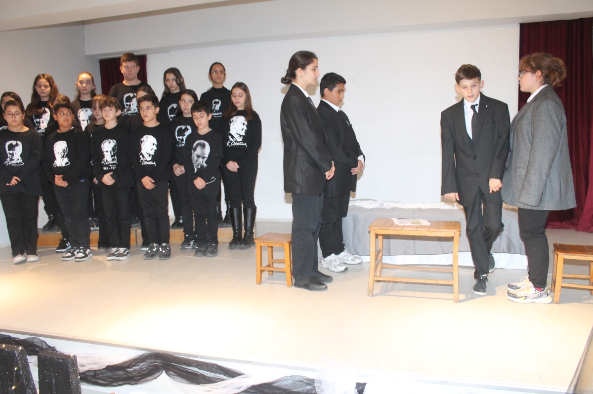 Manyas'ta ″Atatürk'ü Anma Programı″ düzenlendi
